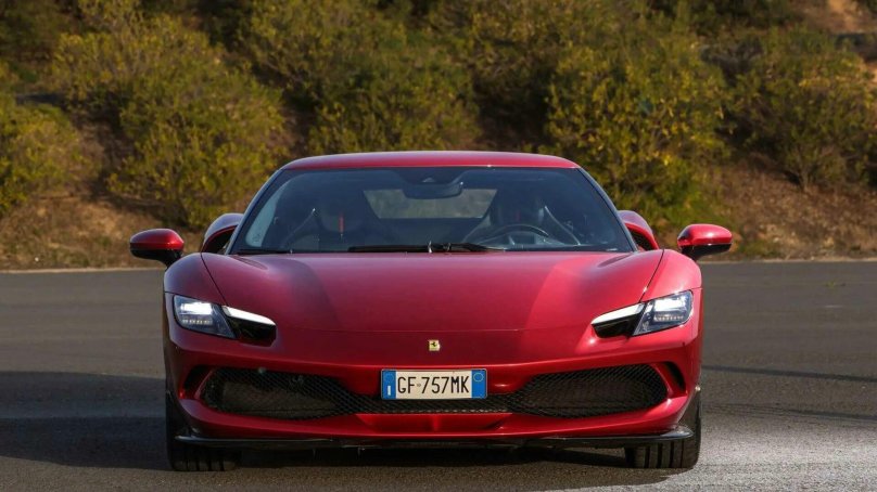 Феррари 296 GTB 2022