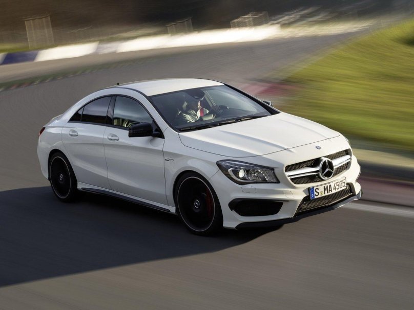 Mercedes Benz CLA 45