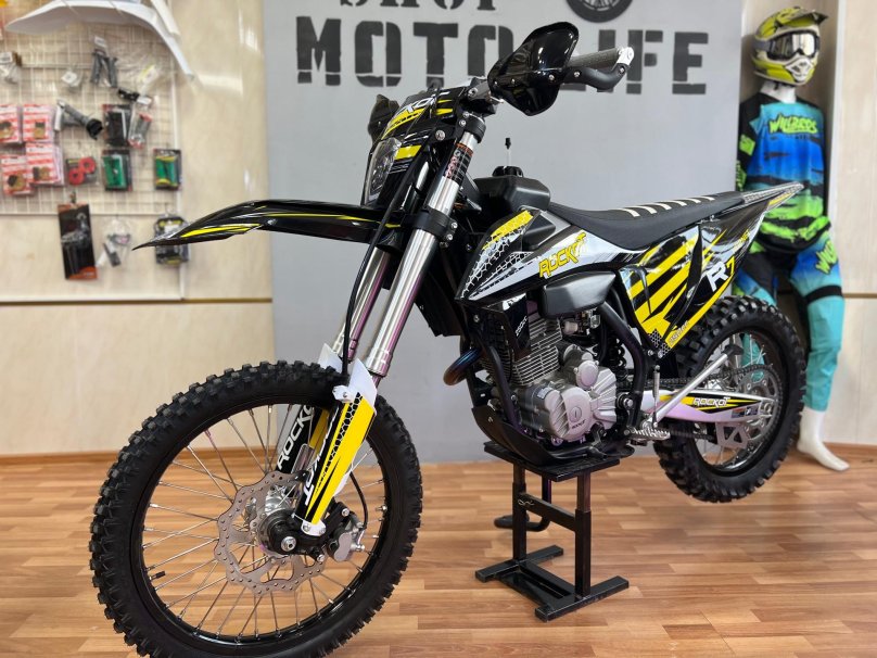 Rockot r7 Hornet мотоцикл