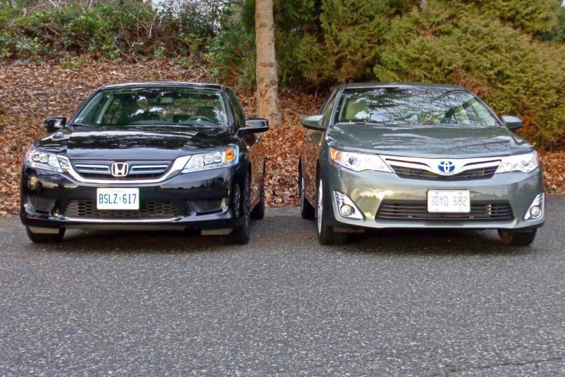 Honda Accord vs Toyota Camry