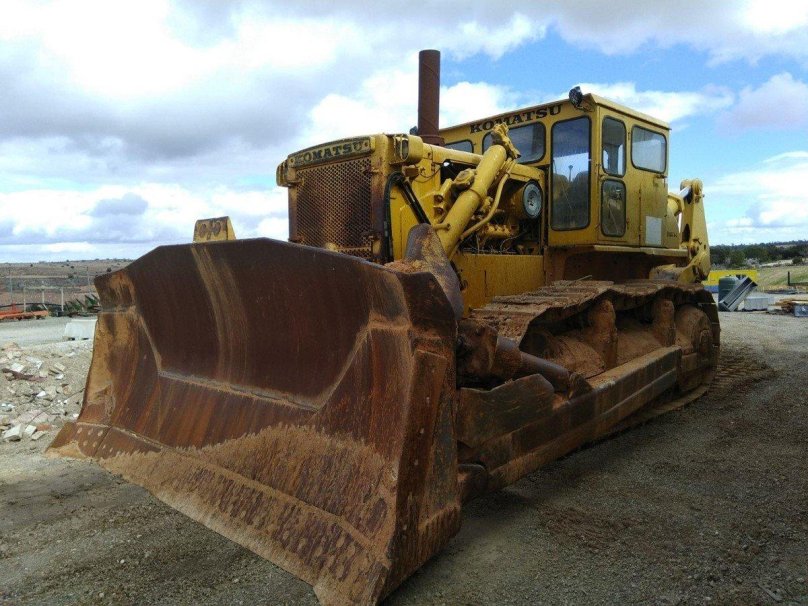 Бульдозер Комацу d355a