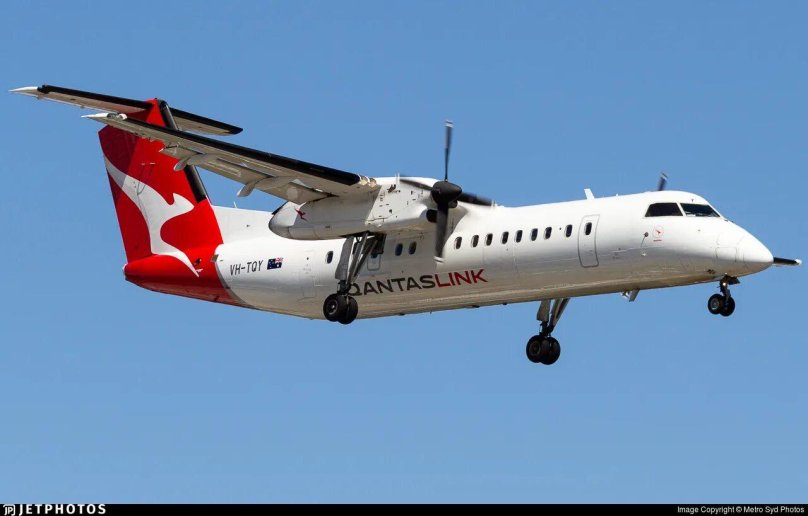 De Havilland DHC 8-400