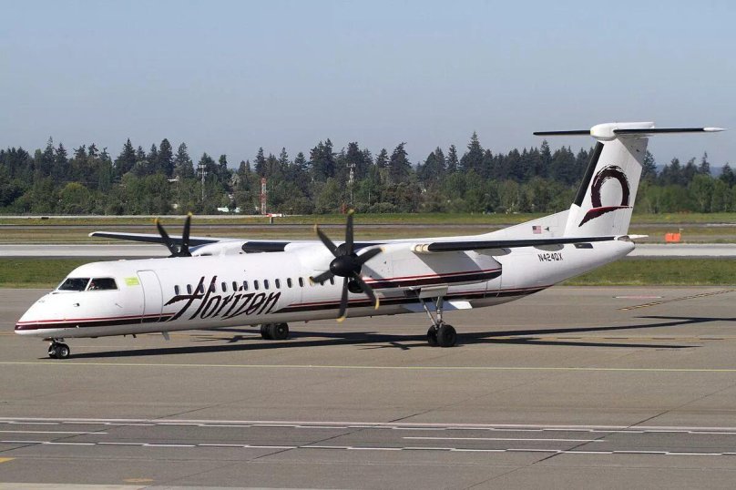 De Havilland Canada DHC‑8-400 Dash 8q