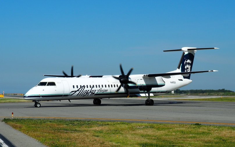 De Havilland Canada DHC‑8-400 Dash 8q