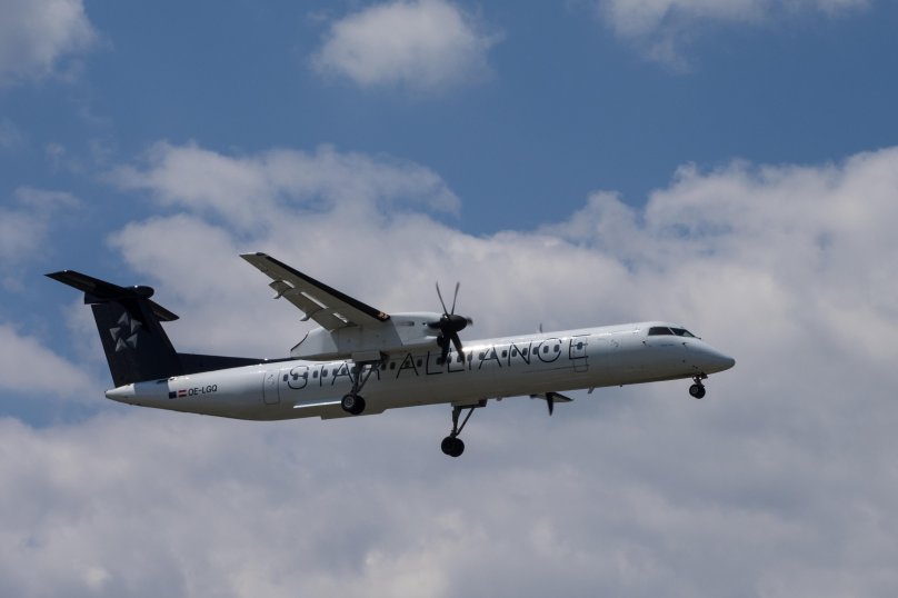 De Havilland Canada DHC-8-400
