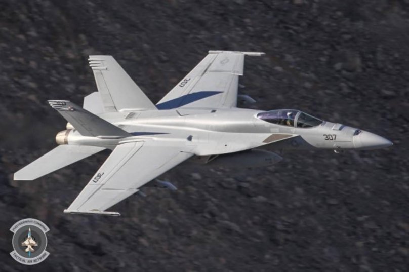 Истребитель f-18e super Hornet