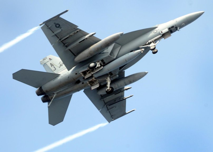 Истребитель f-18e super Hornet