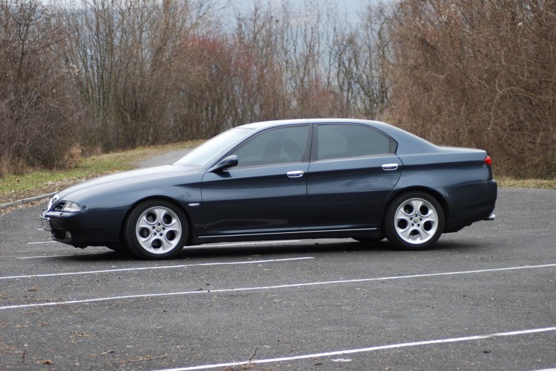 Alfa Romeo 166 2000