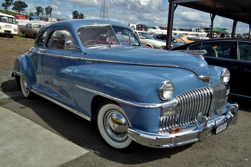 DESOTO Custom 1946