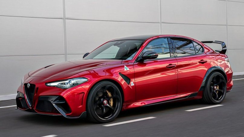 Alfa Romeo Giulia gt 2021