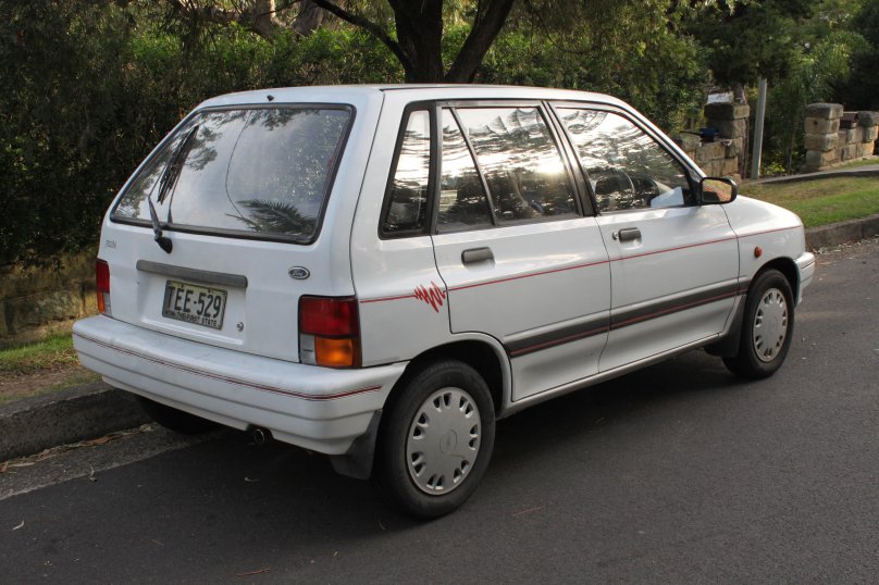 Форд фестива 2000