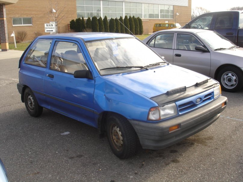 Форд фестива мини вагон