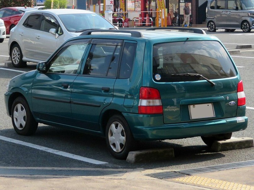 Ford Festiva Mini Wagon