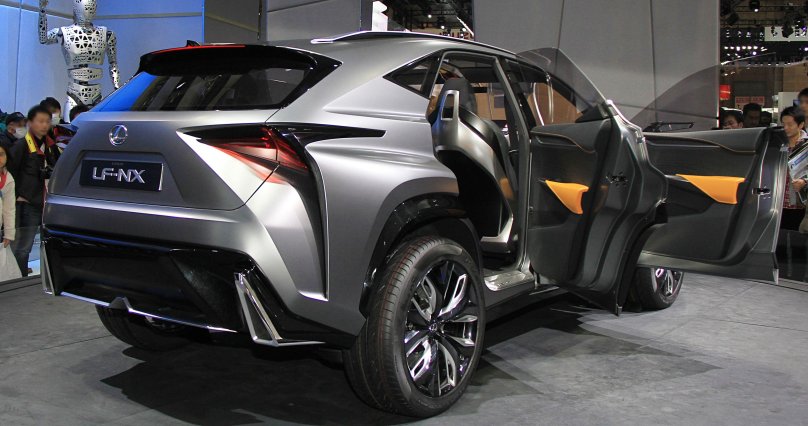 Lexus NX 2021