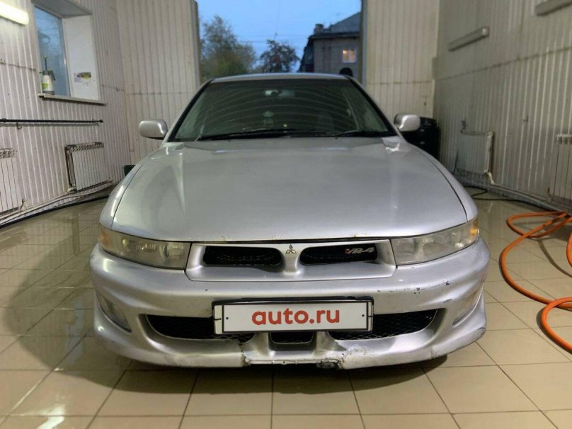 Митсубиси Aspire 2001