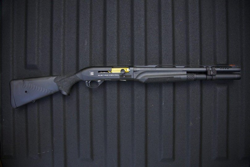 Дробовик Benelli m2