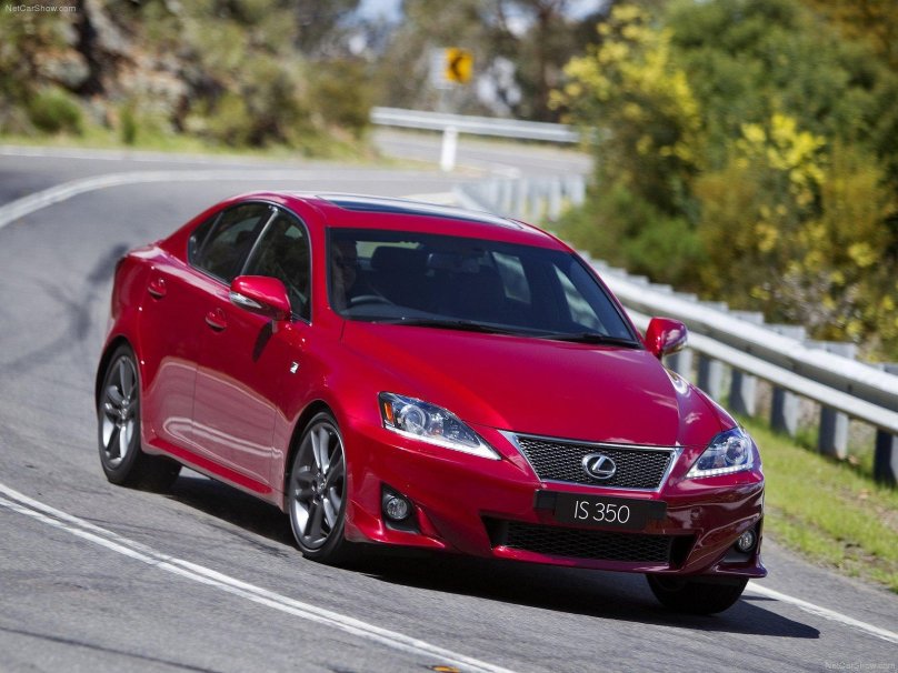 Лексус is350