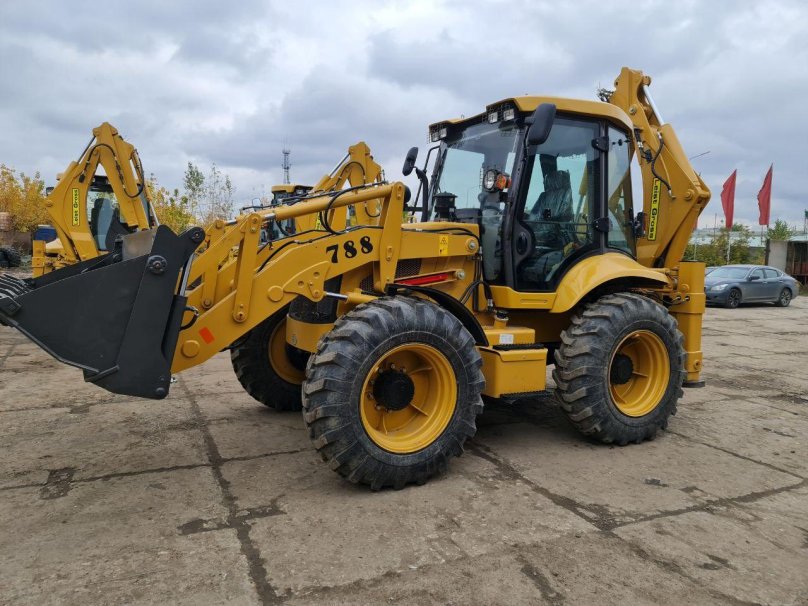 Экскаватор-погрузчик Leist gross 788