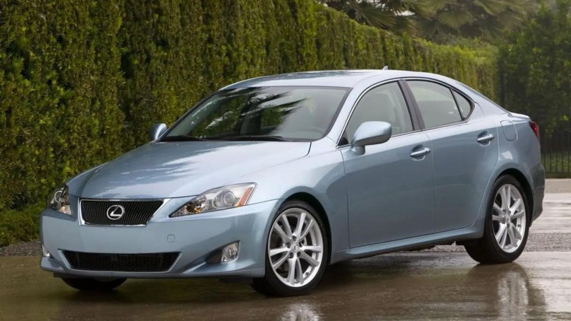 Тойота Лексус is250