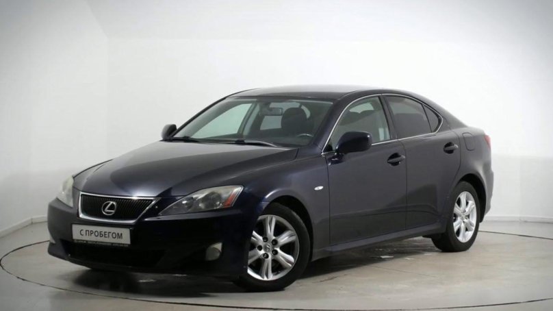 Lexus is 250 2007