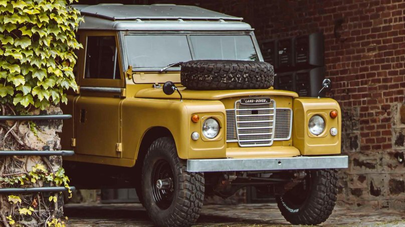 Ленд Ровер 1975
