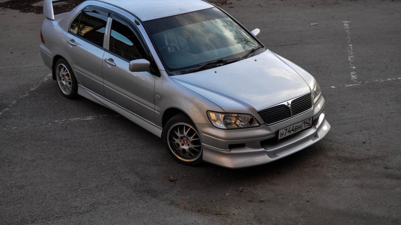 Mitsubishi Lancer Cedia, 2000 год