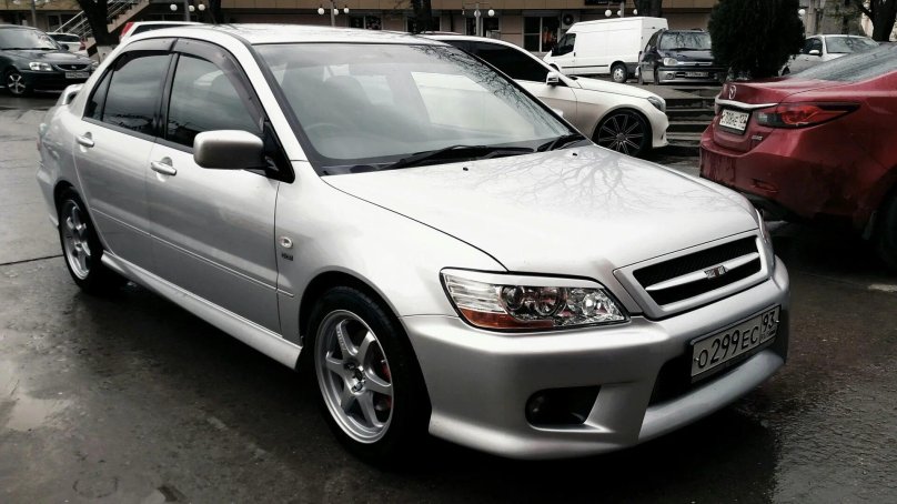 Mitsubishi Lancer Cedia 2001 1.8
