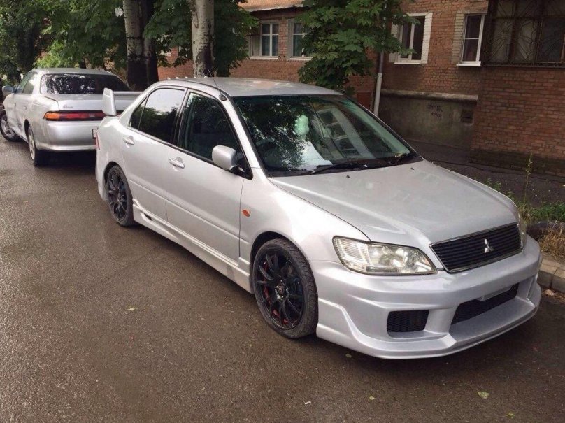Mitsubishi Lancer Cedia обвес EVO