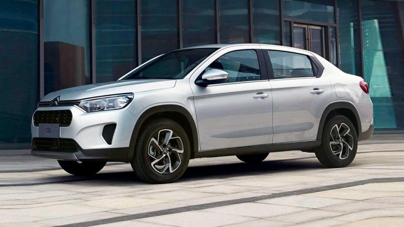 Седан кроссовер