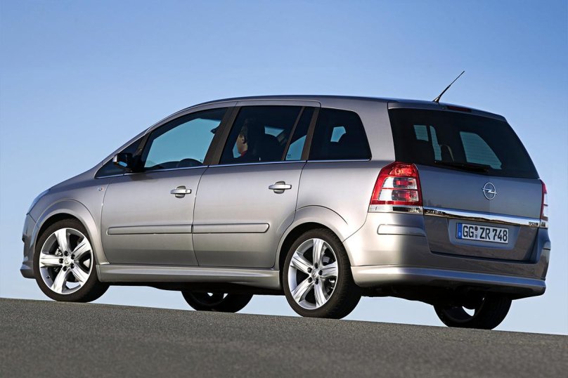 Opel Zafira b