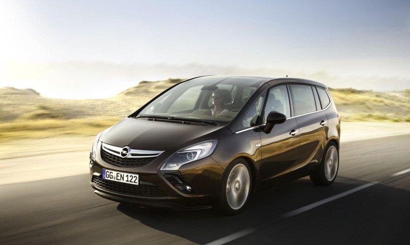 Opel Zafira Tourer 2014