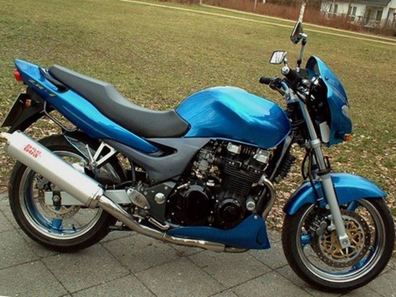 Кавасаки ЗР 750