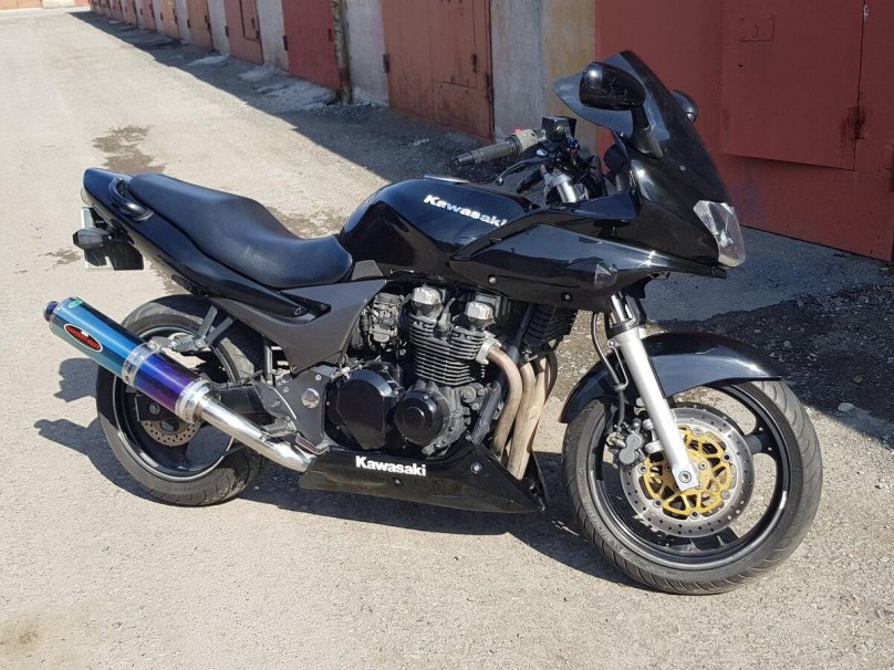 Кавасаки ЗР 750
