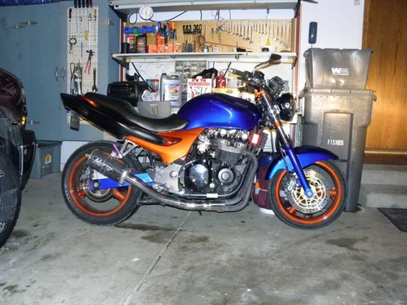 Кавасаки zr750 2001