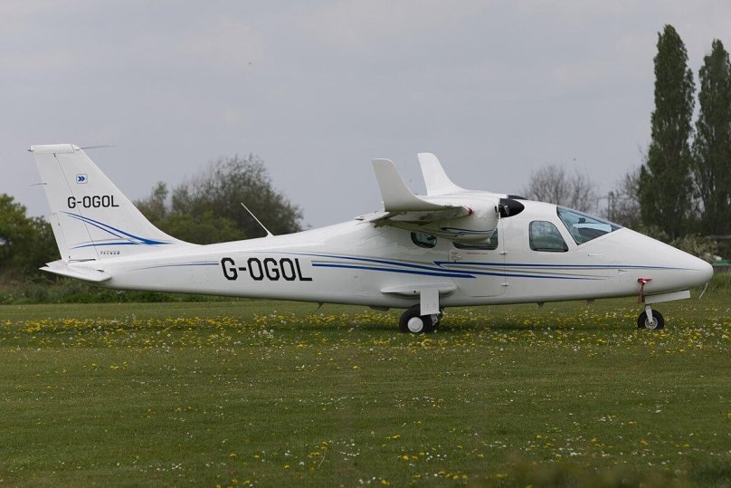 Tecnam p2006t кабина