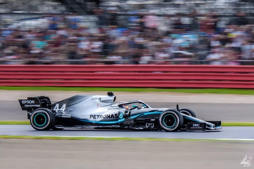 Mercedes AMG f1 w10 EQ Power+