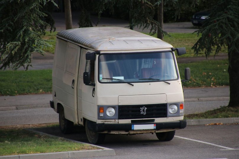 Peugeot j7 фургон