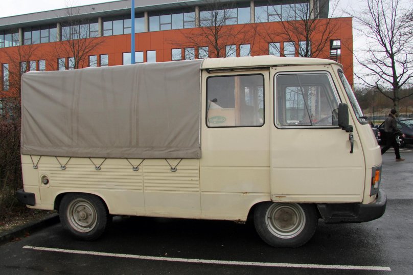 Пежо микроавтобус 1990