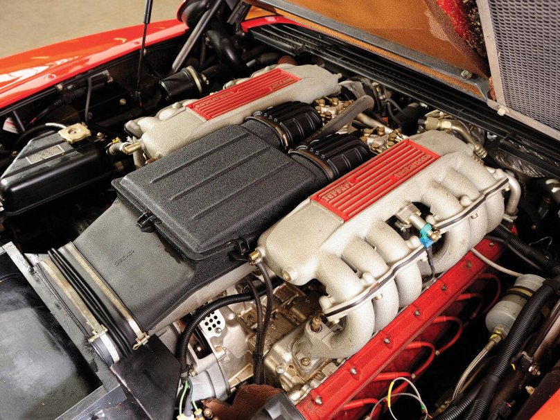Ferrari Testarossa engine