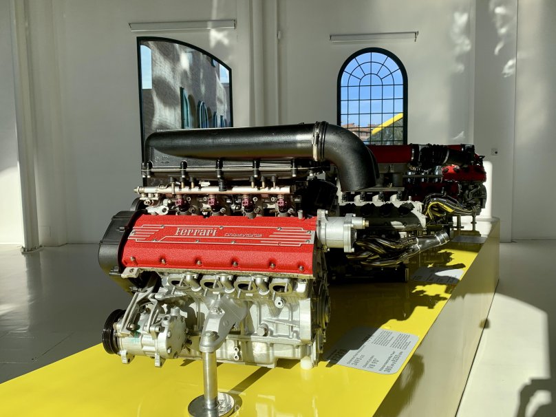Двигатель Феррари Энзо ГРМ