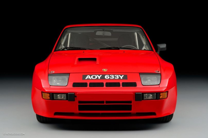 Porsche 924 GTS
