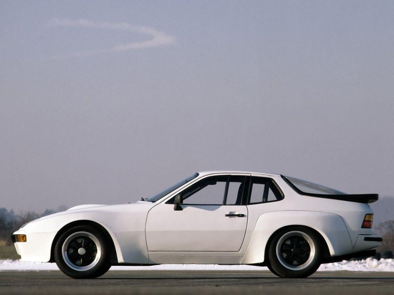 Porsche 924 GTS