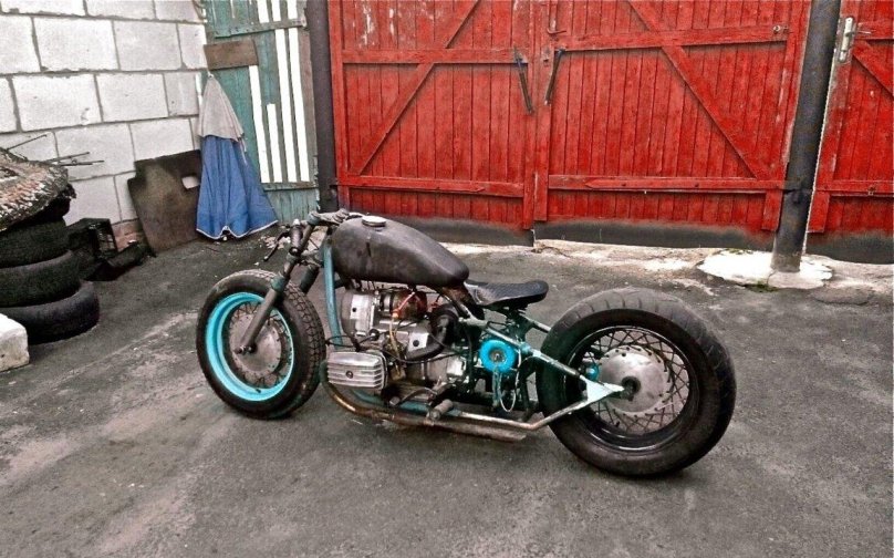 Мотоцикл Урал кастом боббер