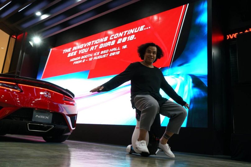 Хонда Цивик робот