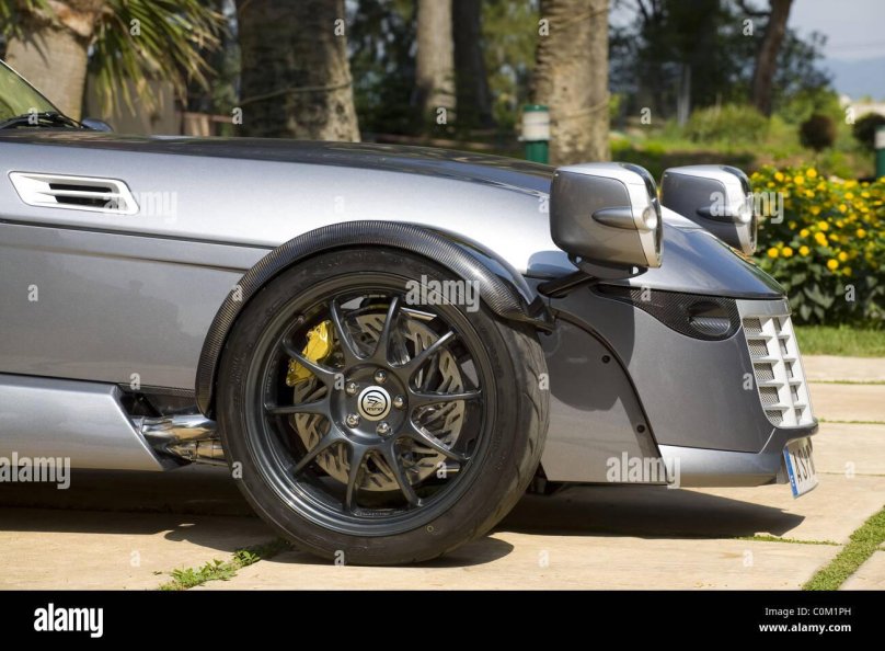 Испанский спорткар