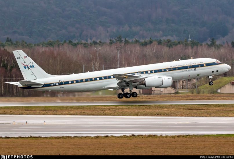 Douglas DC-8