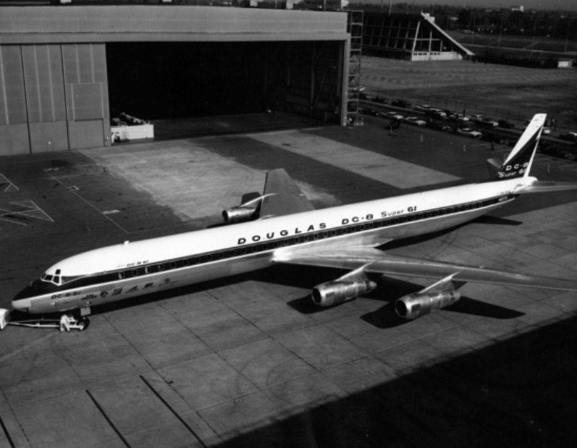Douglas DC-8 ja8040