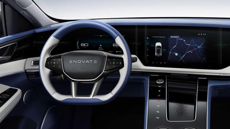 Электромобиль Enovate