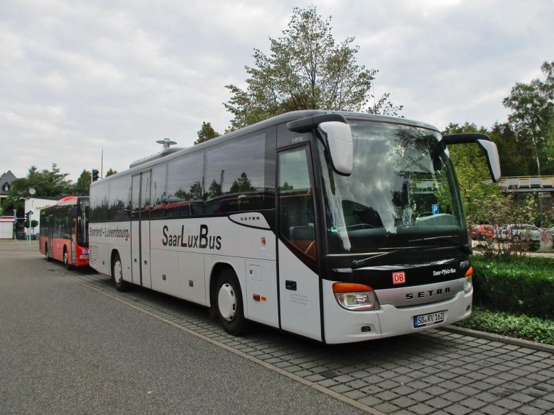 Автобус сетра 415