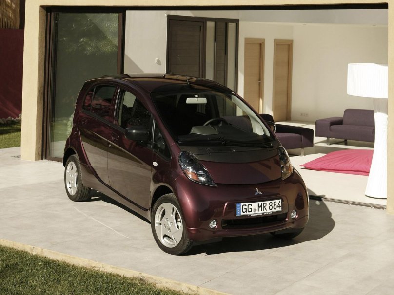 Mitsubishi i-MIEV 2011